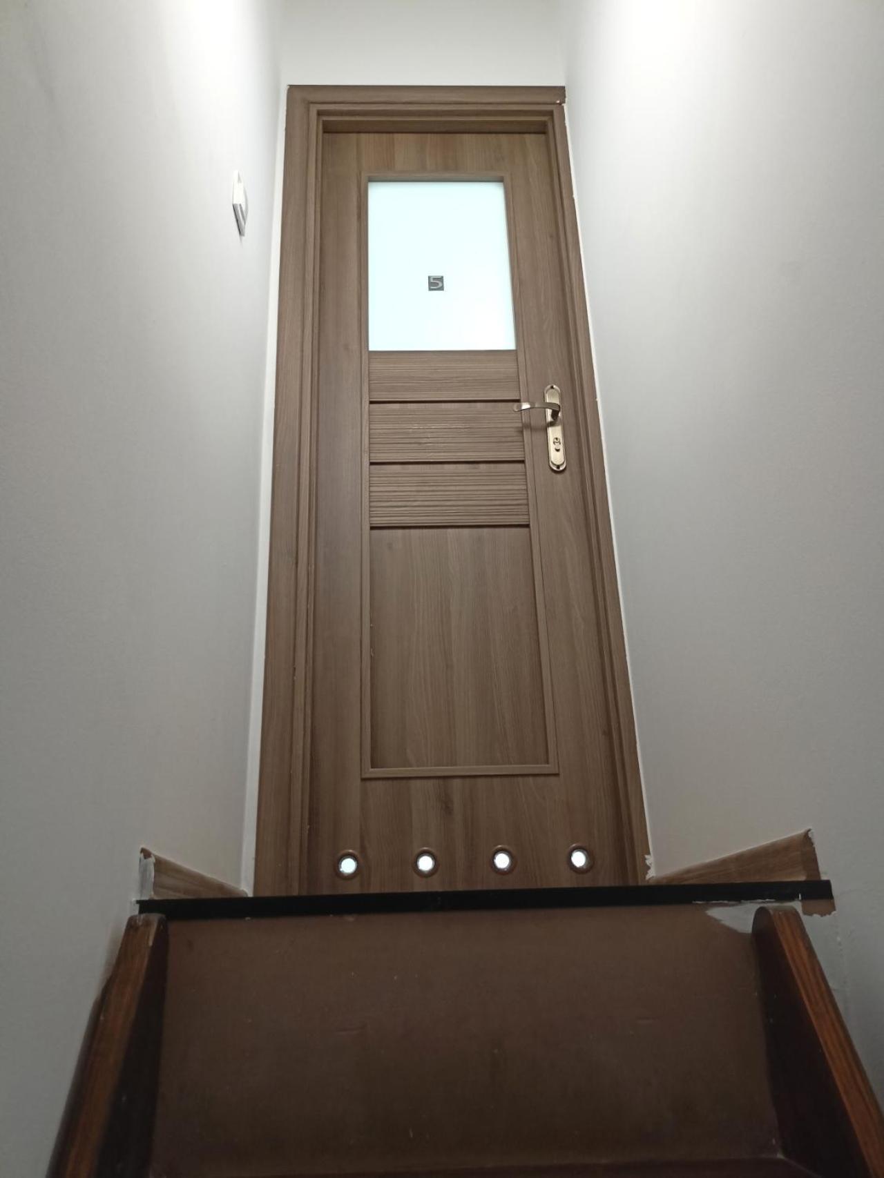 Lemuria Pokoje Hostel Chojnowska A Legnica Ngoại thất bức ảnh