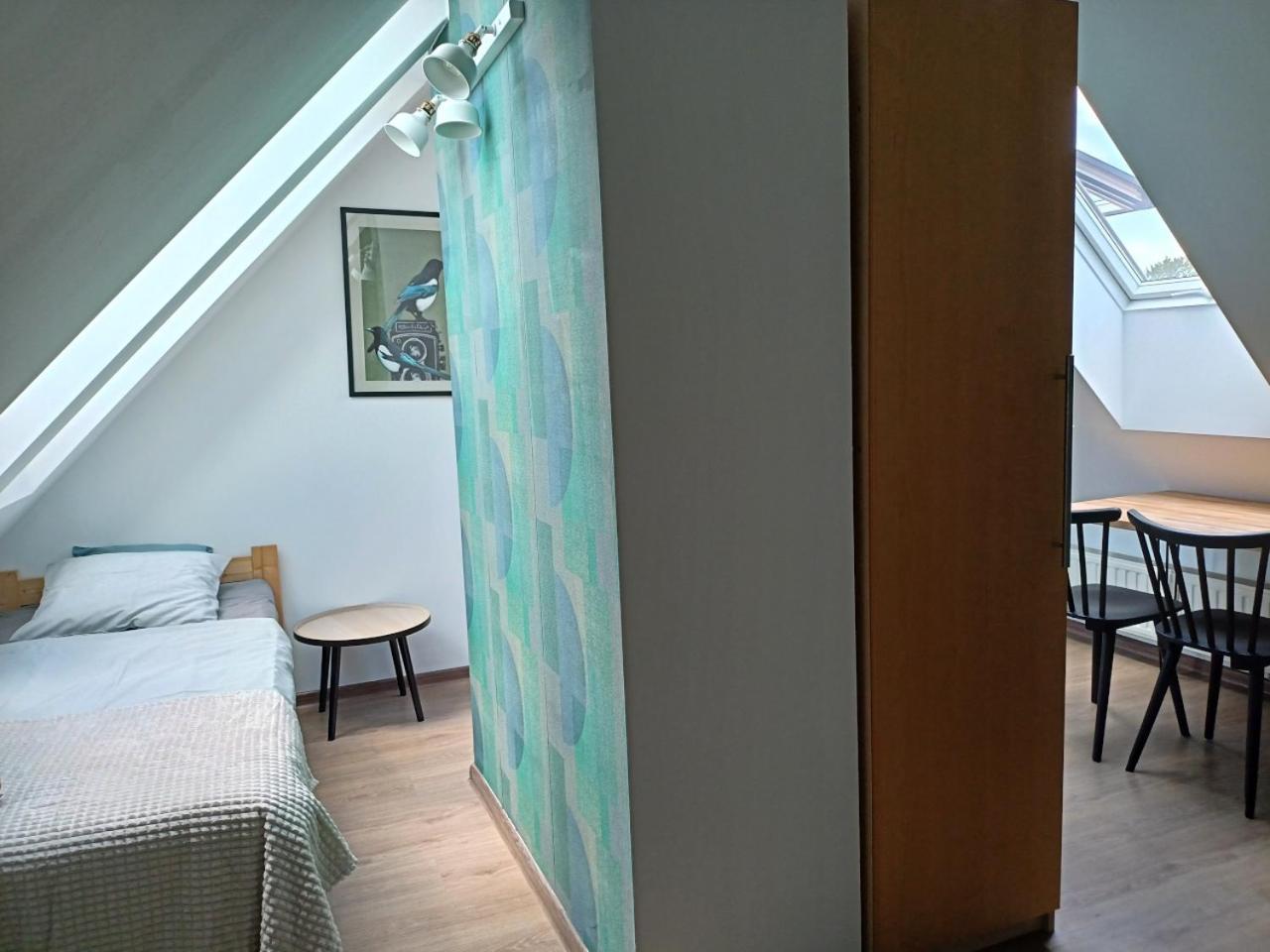 Lemuria Pokoje Hostel Chojnowska A Legnica Ngoại thất bức ảnh